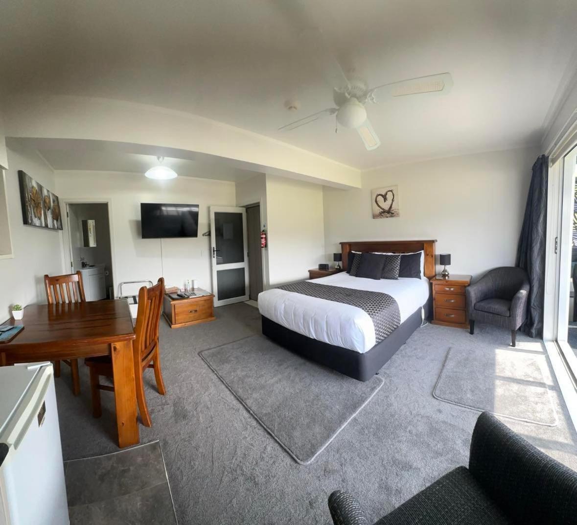Coromandel Seaview Motel Экстерьер фото